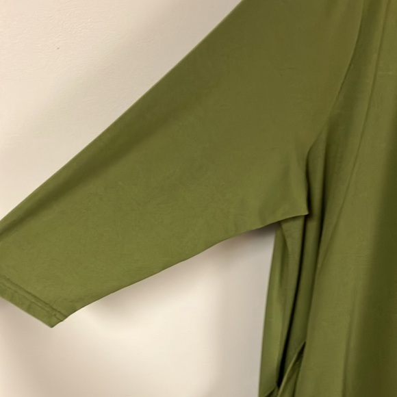 7/20 Signature collection olive green dress with pockets 3x - Picture 4 of 10